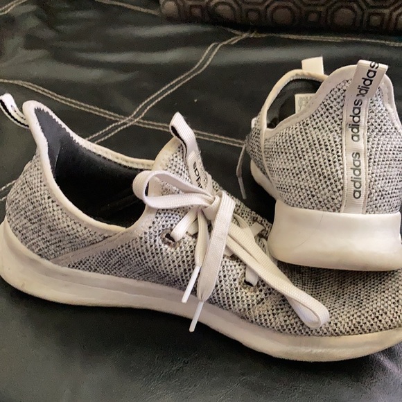 Adidas 7.5 shoes - Picture 2 of 4